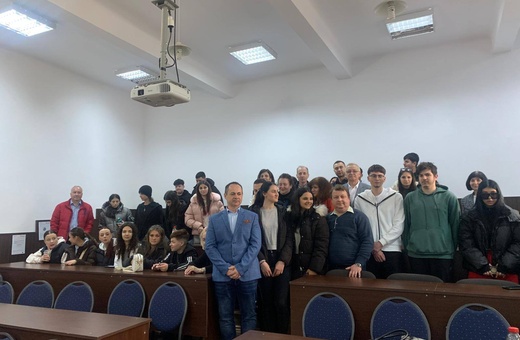 FOTO STIU SI APLIC 2.jpg